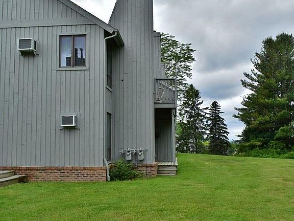 3rd image of 5736 Hilltop Way #16