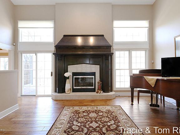 4th image of 7103 Tramore Ct NE