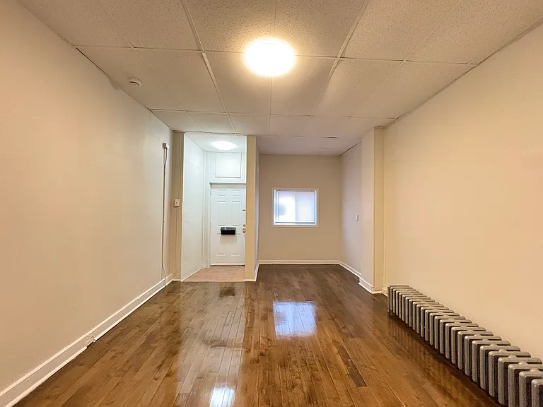 164 Sterling Ave #163D — Photo 3