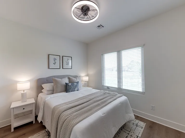 2336 N Stonecress St — Photo 23