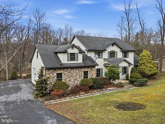 2nd image of 197 Mexico Rd