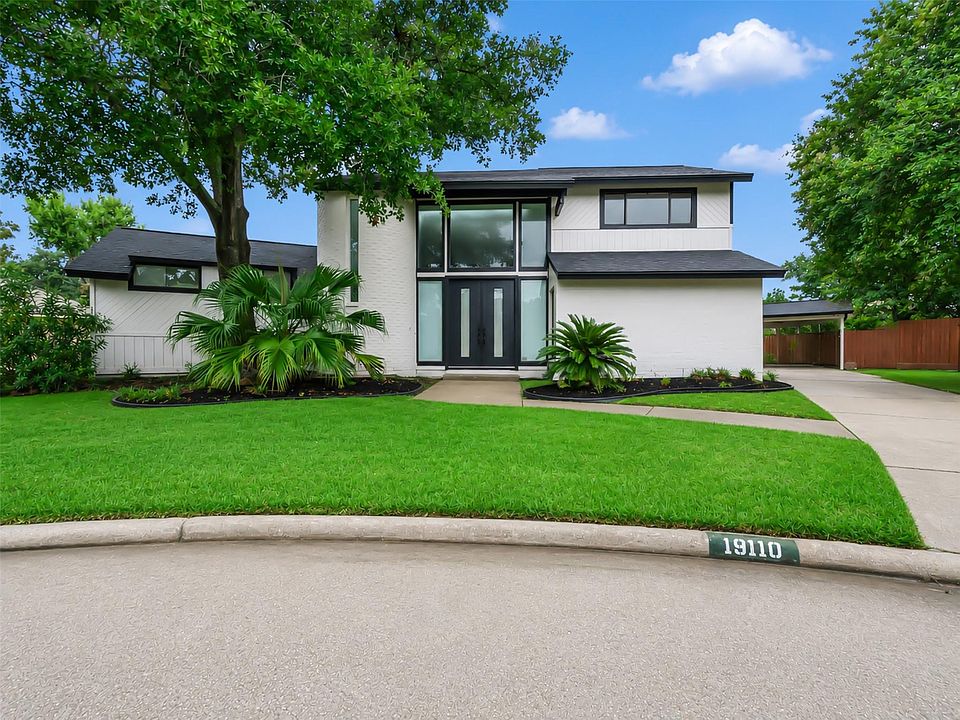 1st image of 19110 Masterwood Ct