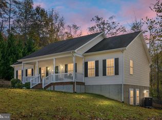 7386 Monroe Dr, King George, VA 22485