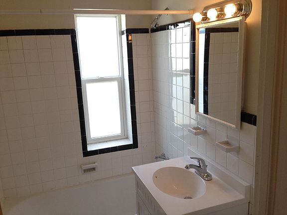 4th image of 700 Beech Ave APT 1