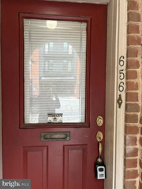 2 bed, 2.0 bath, 975 sqft, $1,850 — Photo 3