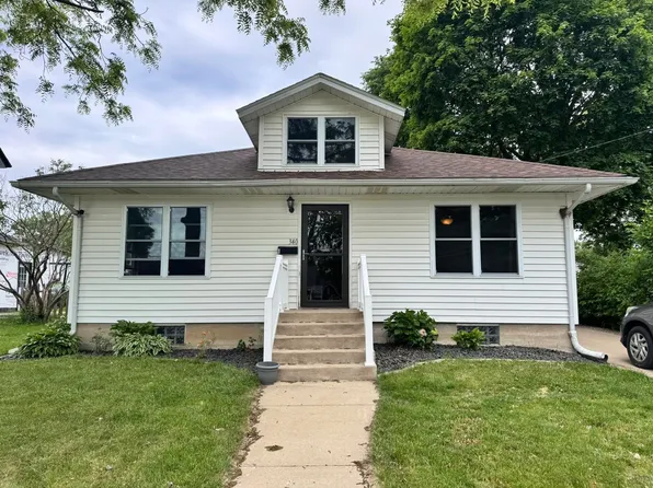340 Broadway St, Platteville, WI 53818