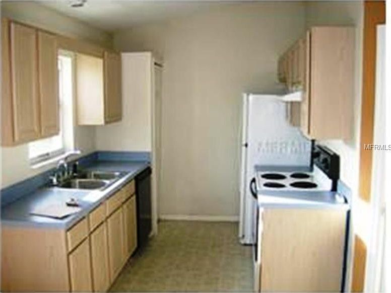 2nd image of 3415 Commerce Ave
