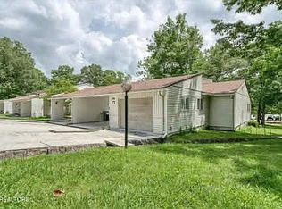 7000 Big Horn Dr APT C11, Crossville, TN 38572