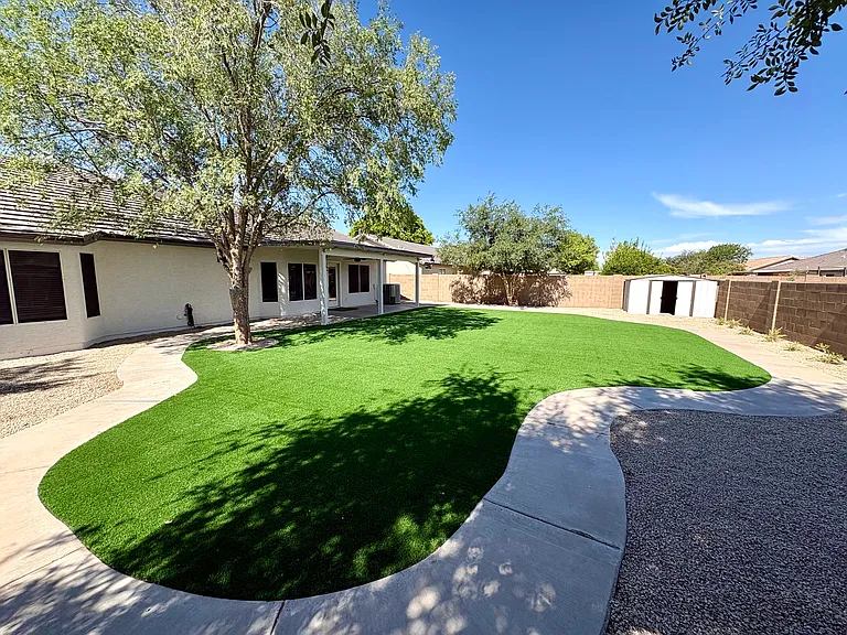 2866 E Toledo Ct — Photo 21