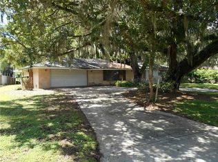 7270 S Leewynn Dr, Sarasota, FL 34240