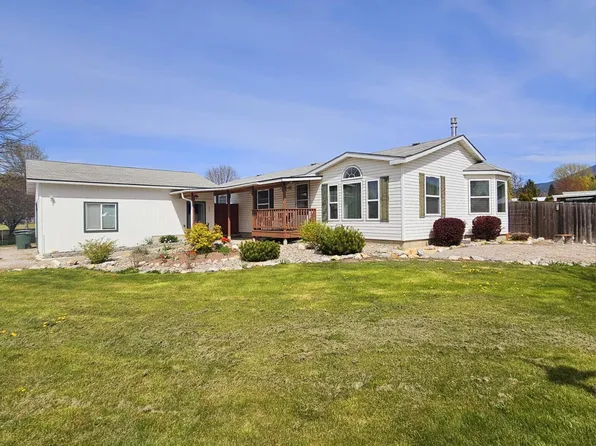 1135 W King Ave, Chewelah, WA 99109