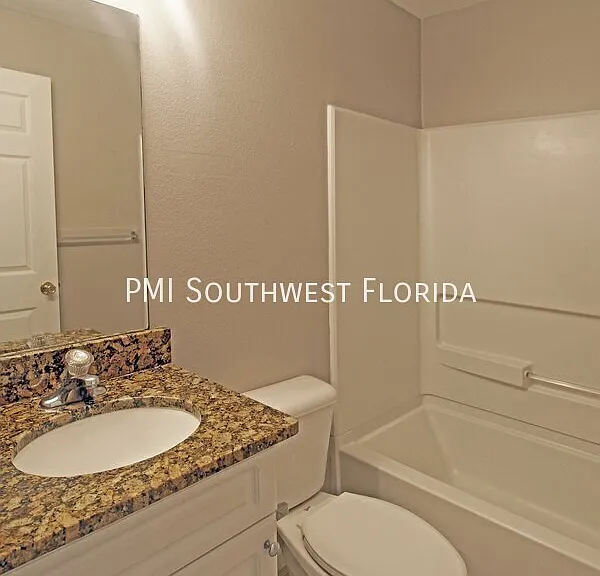 5445 Altoona St — Photo 5