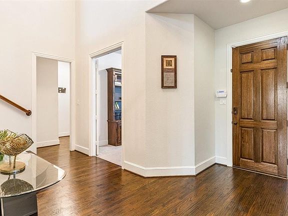 4th image of 10675 Kingsford Ln