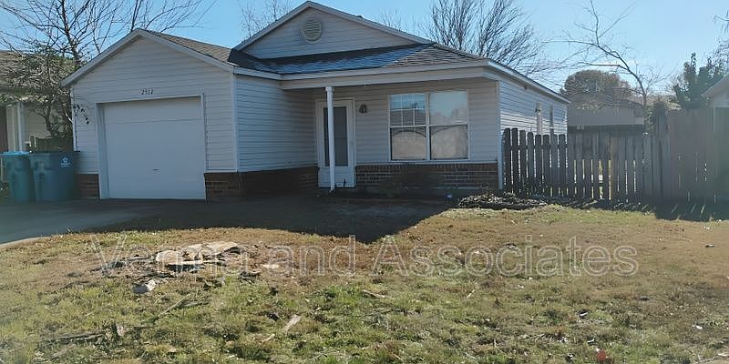 2512 SE 4th St, Bentonville, AR 72712 | Zillow