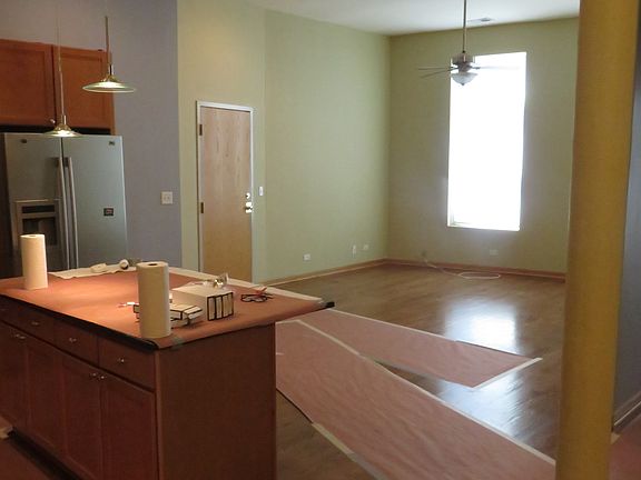 2nd image of 1242 N Milwaukee Ave #2