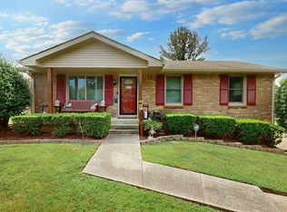 208 E Old Trenton Rd, Clarksville, TN