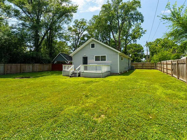 4005 White St — Photo 12