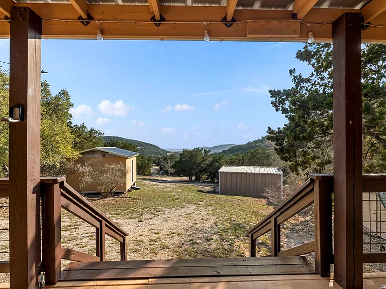 1597 Pipe Springs Dr — Photo 23