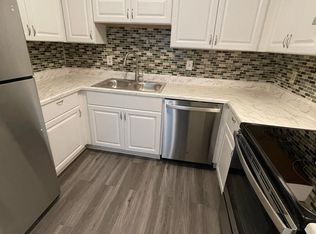 608 W Front St, Burlington, NC 27215