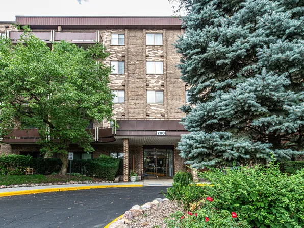 700 Wellington Ave Unit 409, Elk Grove Village, IL 60007
