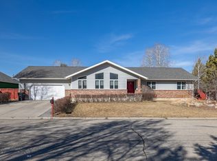 129 Renz Dr, Butte, MT 59701