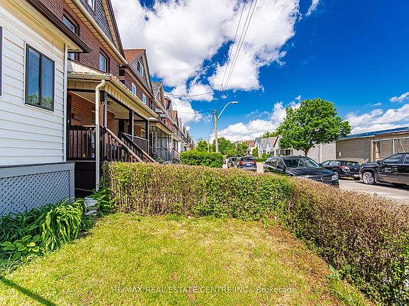 3rd image of 44 Gordon St