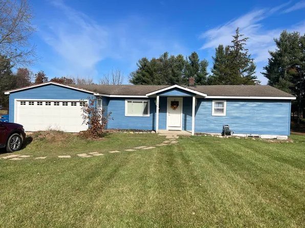 1240 E Hastings Lake Rd, Jonesville, MI 49250