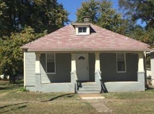 515 S 21st St, Belleville, IL 62226