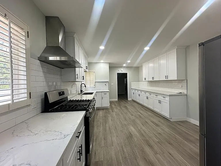 1320 S 5th Ave #A — Photo 10