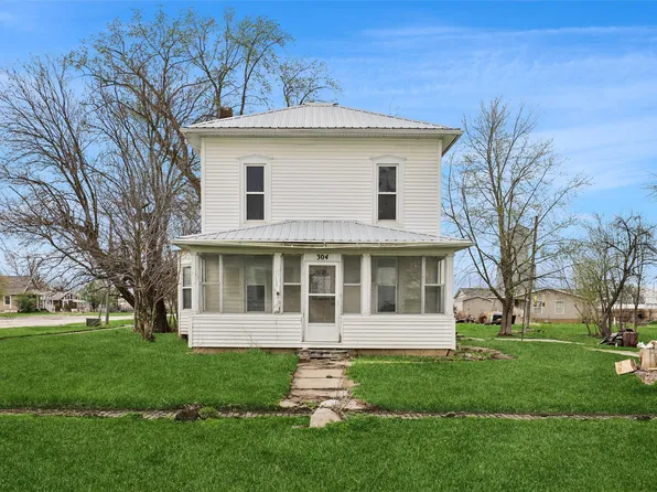 304 5th St, Menlo, IA 50164