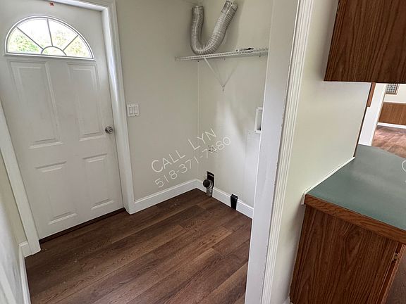 5th image of 33 Mazy Ln
