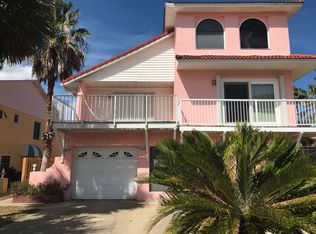 618 Monroe Ave, Cape Canaveral, FL 32920