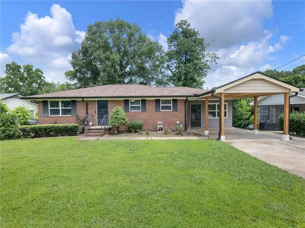 440 Holly Dr, Gainesville, GA 30501