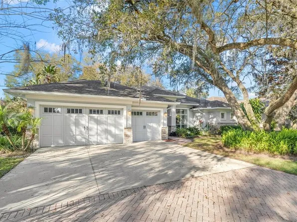 2107 Carroll Landing Dr, Tampa, FL 33612