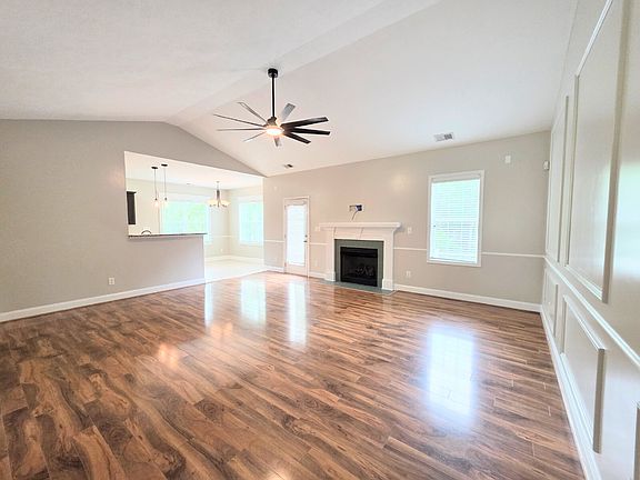 2nd image of 3516 Heartpine Dr