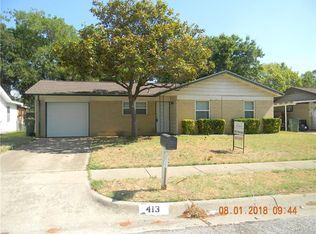 413 E Lilly Ln, Arlington, TX 76010