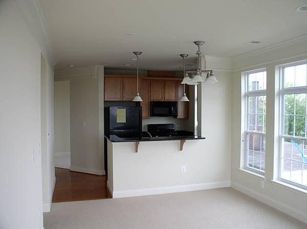 Kitchen bar