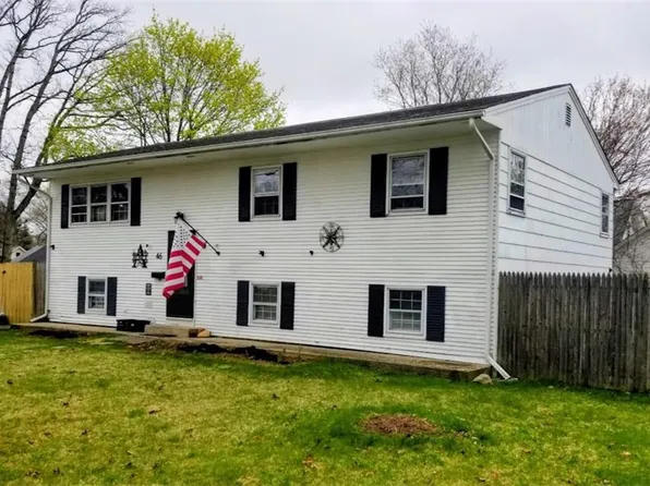 46 Merle St, Warwick, RI 02889