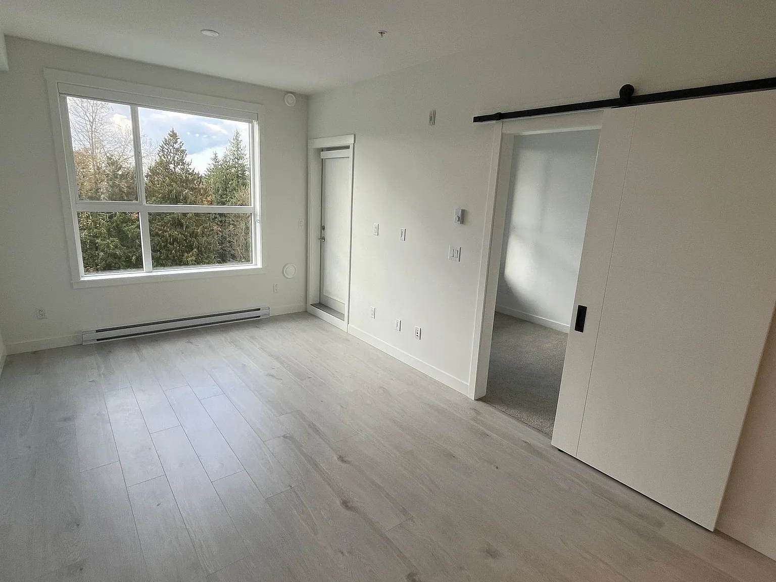 5504 Brydon Crescent Langley — Photo 4