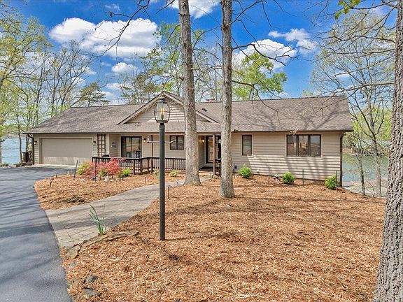 2nd image of 3131 Timberwood Ln