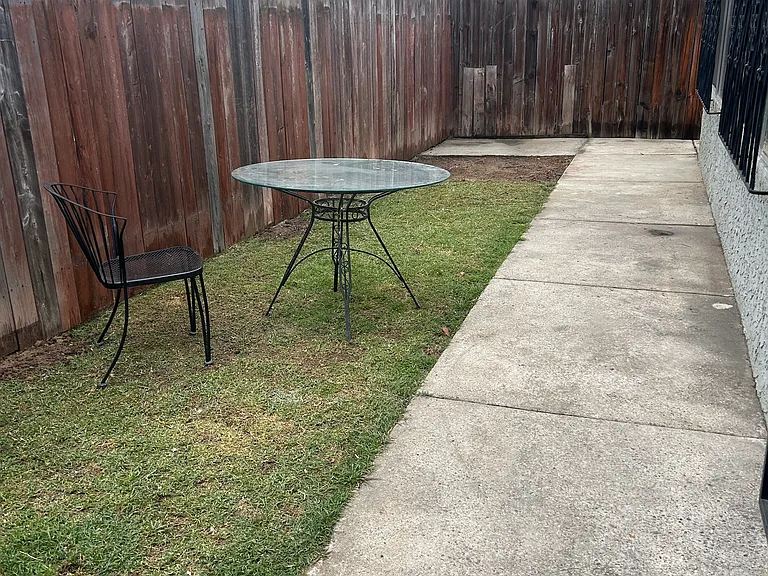 8861 Innsdale Ave — Photo 2