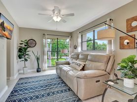 16436 Timberlakes Dr