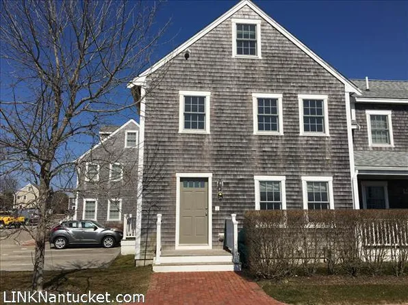 1 Park Cir #A, Nantucket, MA 02554