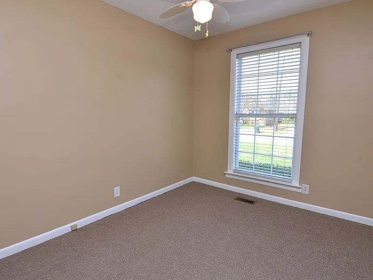 4924 Teton Dr — Photo 9