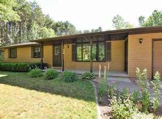 4160 Saint Francis Park Dr, Green Bay, WI 54313