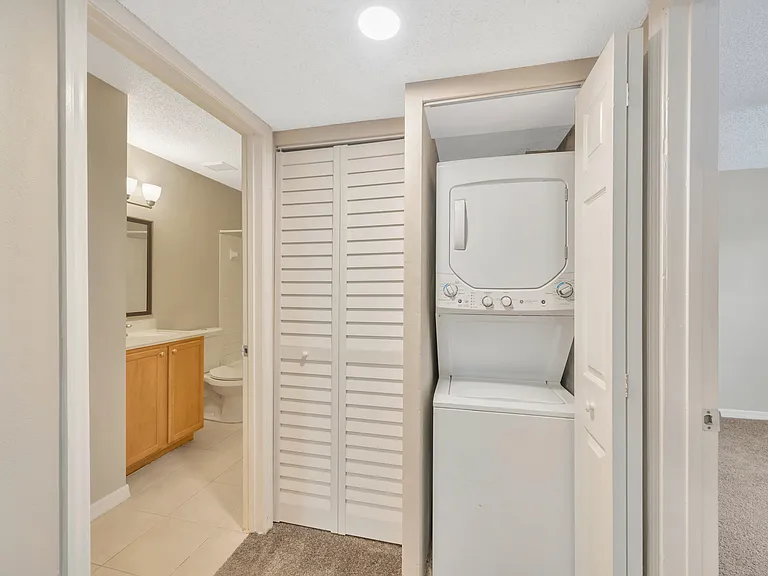 308 Lake Parsons Grn — Photo 12
