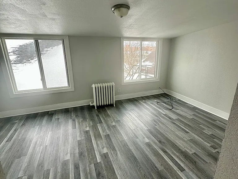 704 N Grant St #8 — Photo 6