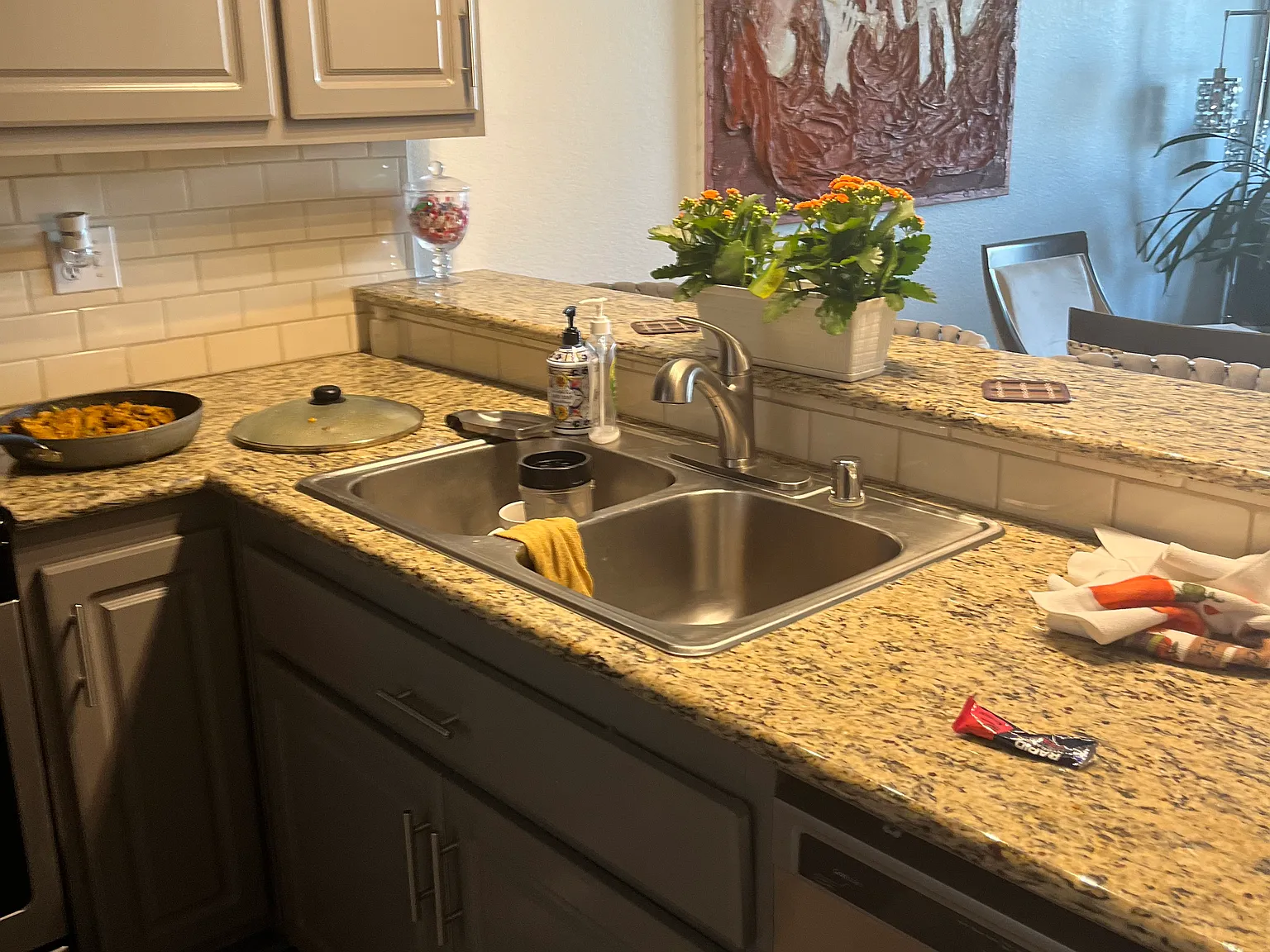 2 bed, 908 sqft, $1,200 — Photo 2