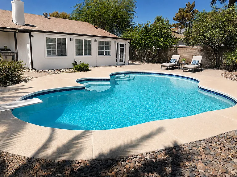 5222 E Nisbet Rd — Photo 4