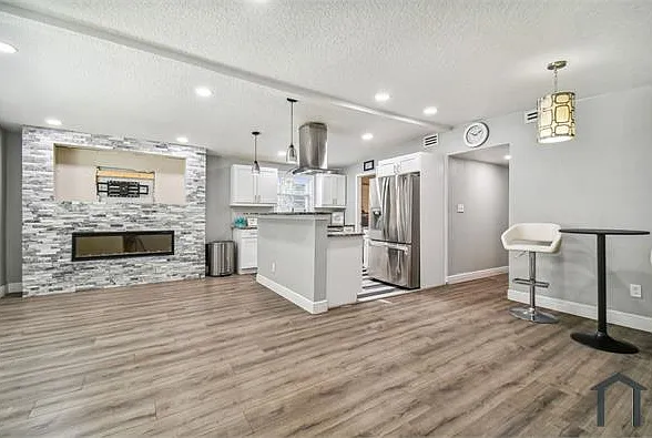 5 bed, 1243 sqft, $3,500 — Photo 3